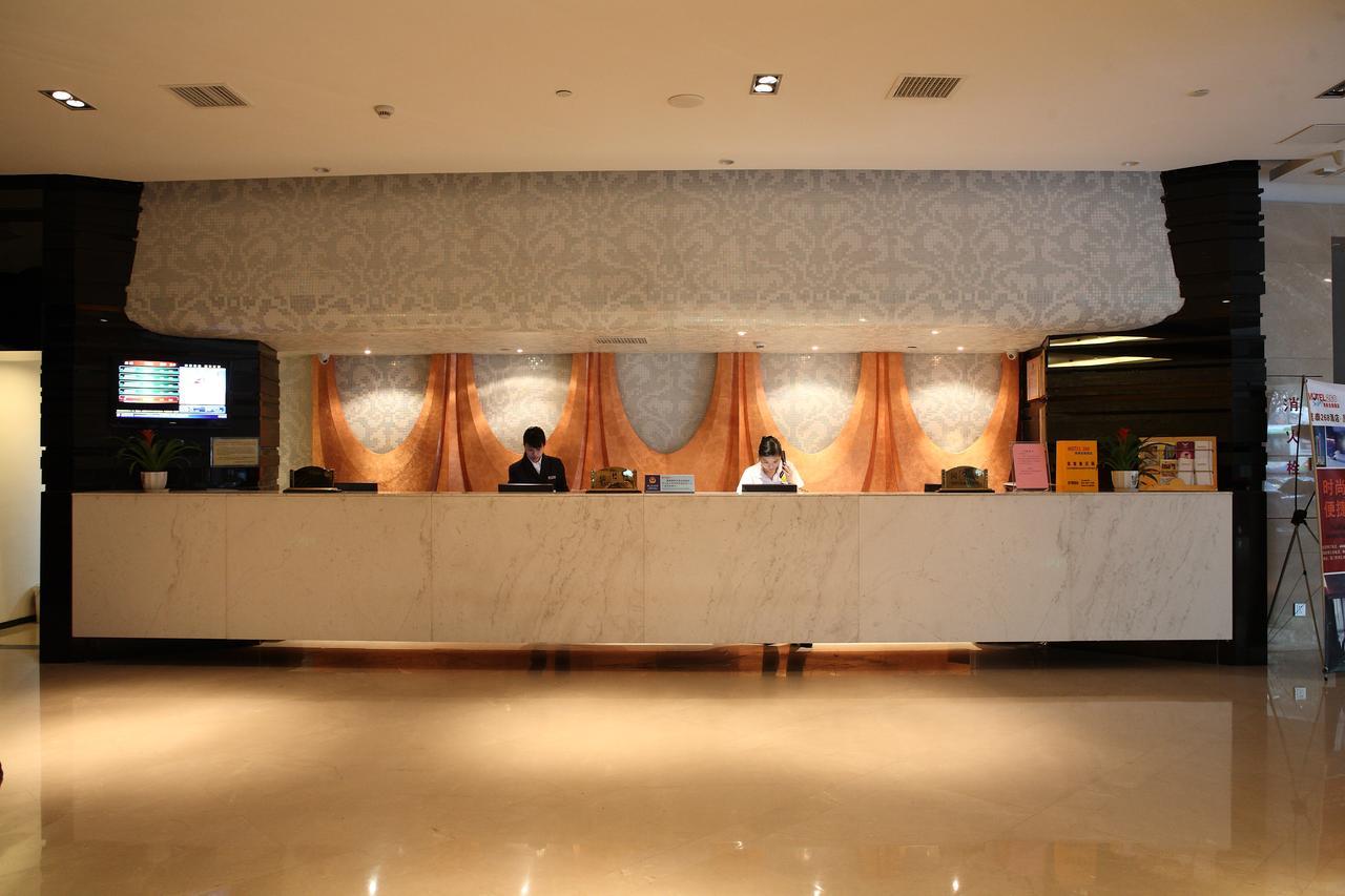 Motel Xiamen Railway Station Exterior photo